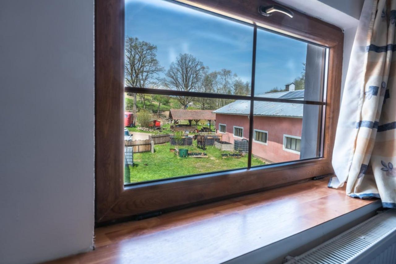 Ranc Cerveny Mlyn Villa Lisov  Exteriör bild